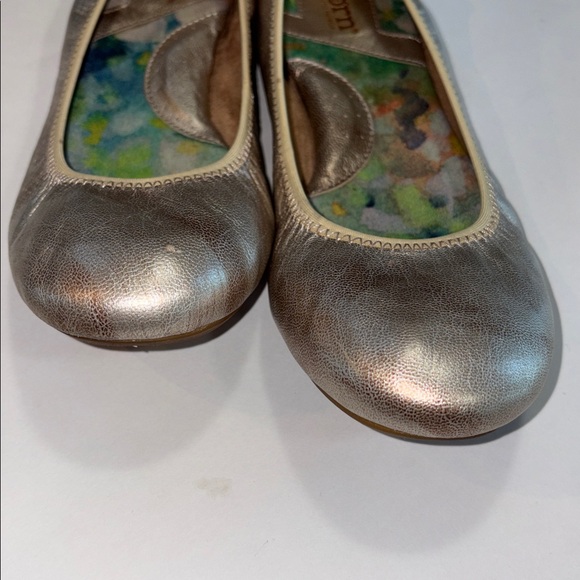 Born Women's Julianne Silver Metallic Ballet Flats Women’s 10 - Picture 3 of 6
